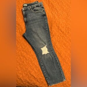 Good Waist Straight Leg Distressed Jeans – Size 20